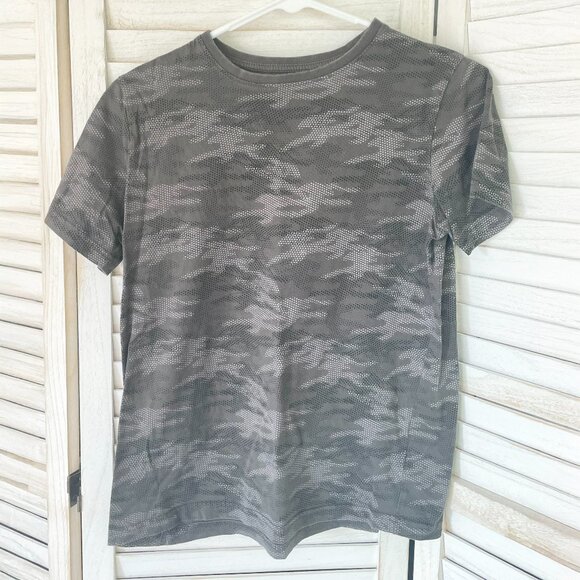 Primark Cares T-Shirt Kids 12-13 YRS Camouflage Pattern Color Gray - Picture 1 of 4